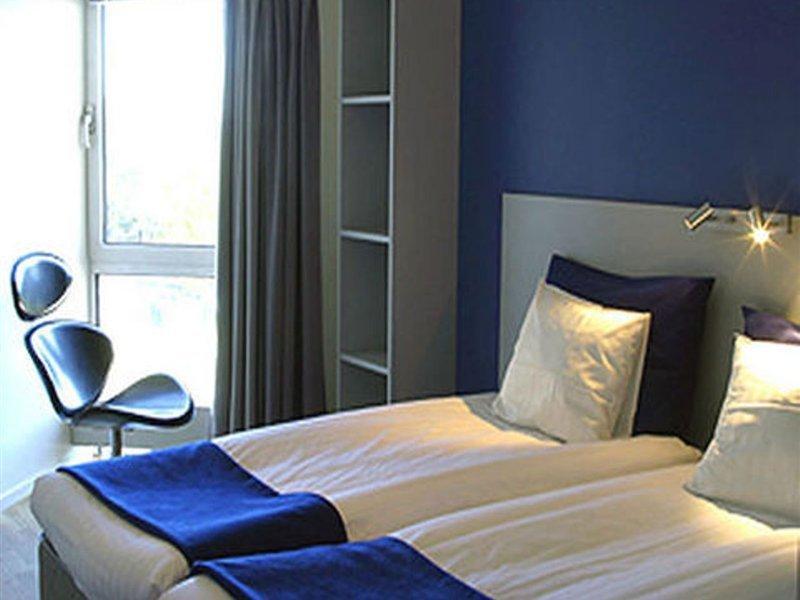 Sure Hotel By Best Western Stockholm Alvsjo Room photo